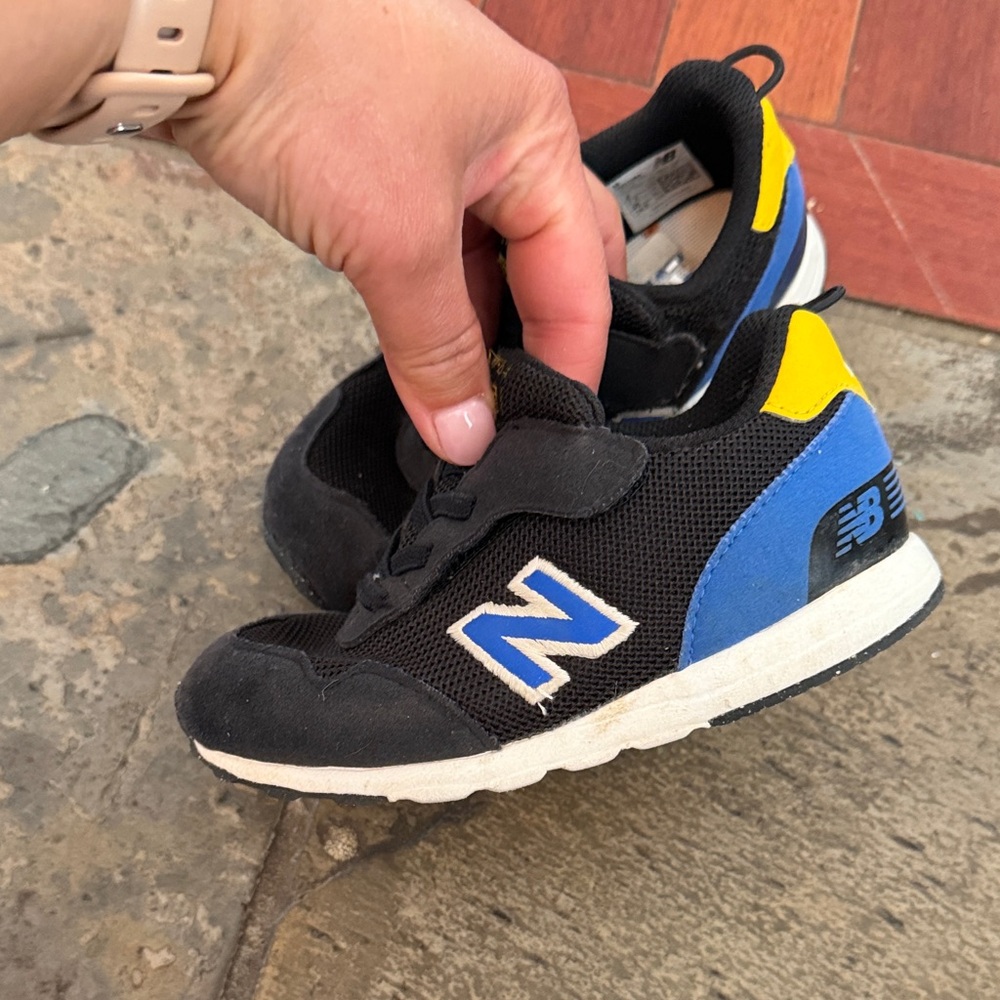 New Balance Kids' Black and Blue Sneakers with Yellow Accents